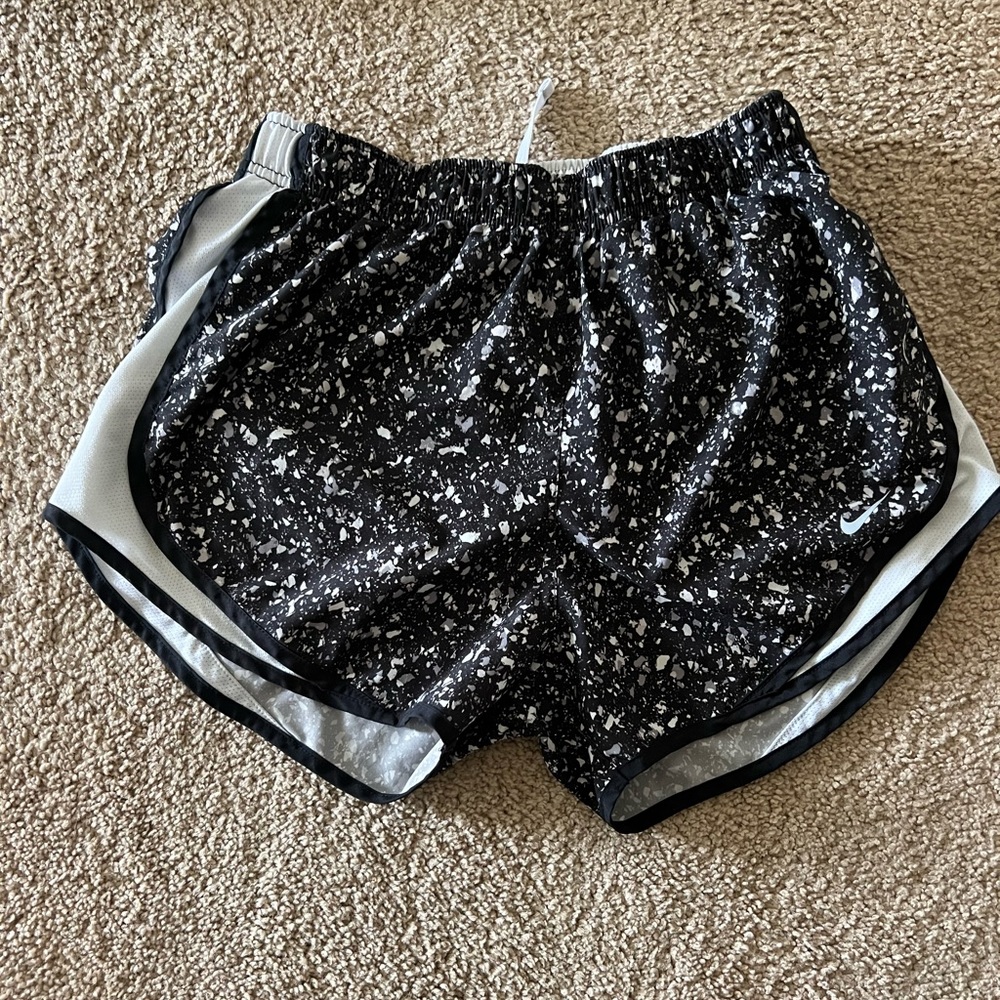 Nike splatter paint shorts